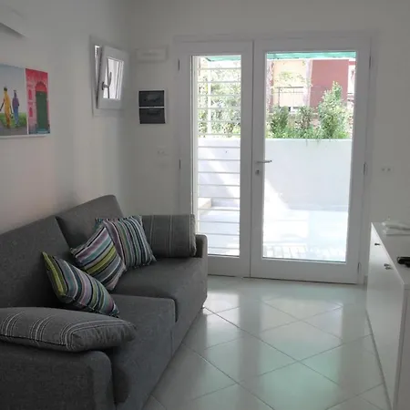 Ba - Carla - Modern - Apartmán