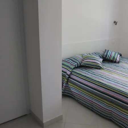 Ba - Carla - Modern - Apartmán