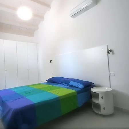 Ba - Carla - Modern - Λινιάνο Σαμπιαντόρο